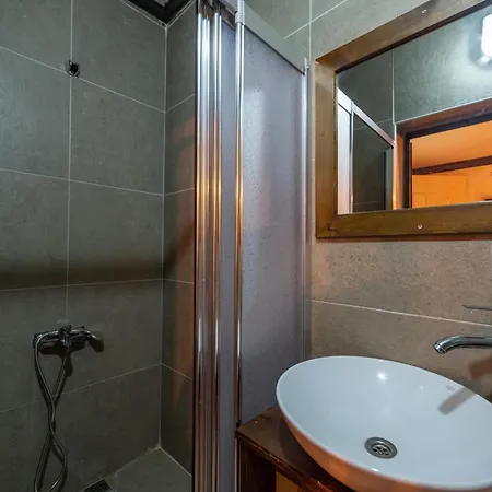 Sinasos Hotel